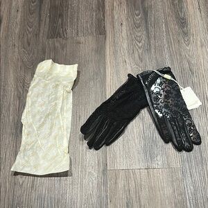 Chic Black Lace Gloves